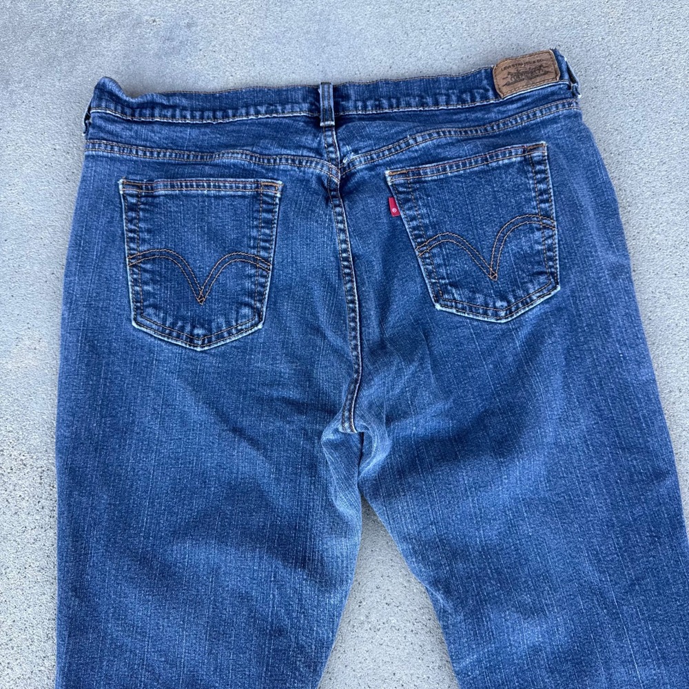 Levi's 515 Boot Cut Jeans Women Size 16 Medium‎ Wash Denim Pants